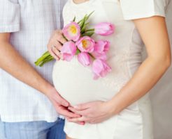 07b5e77ab0b6d7b0d6f1a5b83b363e27 246x200 - 産休挨拶で渡すお菓子ランキングTop10!