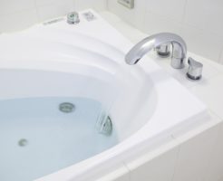 f8e89868ad2b4e2e3f7a21cd79be38af 246x200 - お風呂に入るお湯は何リットル？その料金とは？