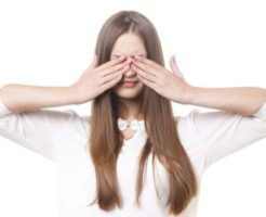 371dd5b93b377e8067f1f6ccb7262466 246x200 - 「マツエク」で充血！？その危険性、原因とは？